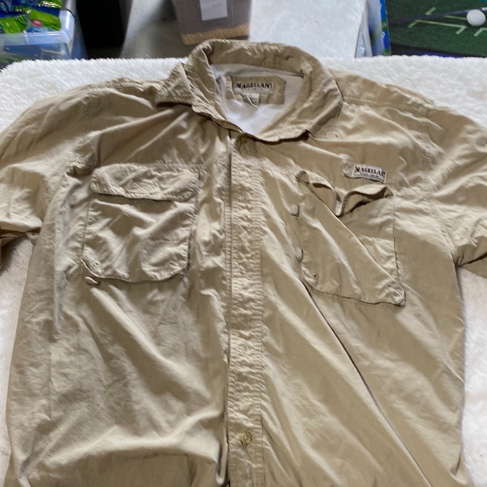 Magellan sports wear. Button down shirt. 209